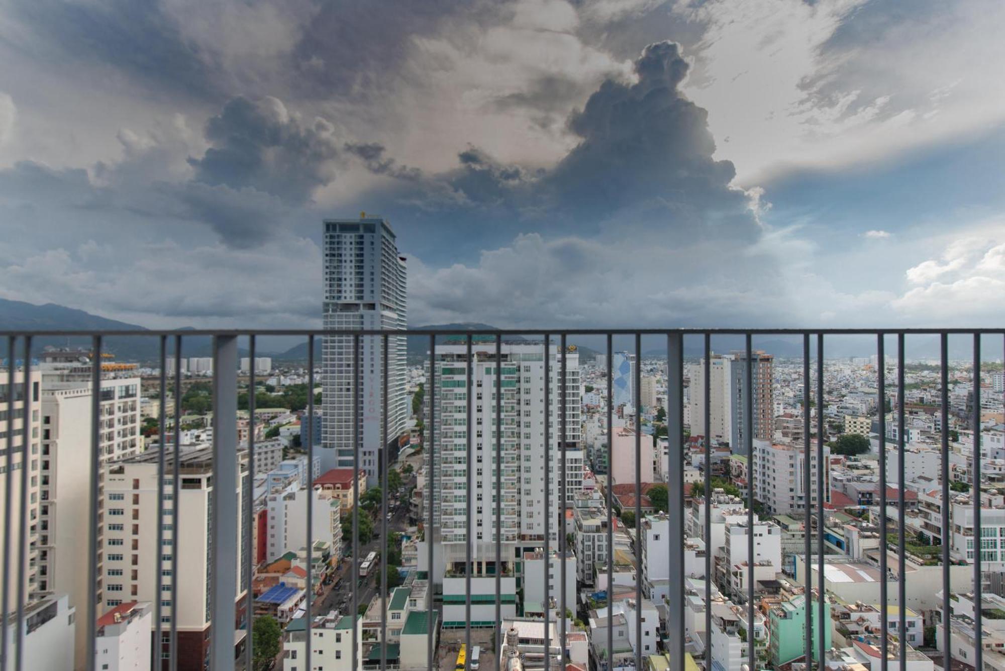 Holi Panorama Condotel Nha Trang Exterior photo